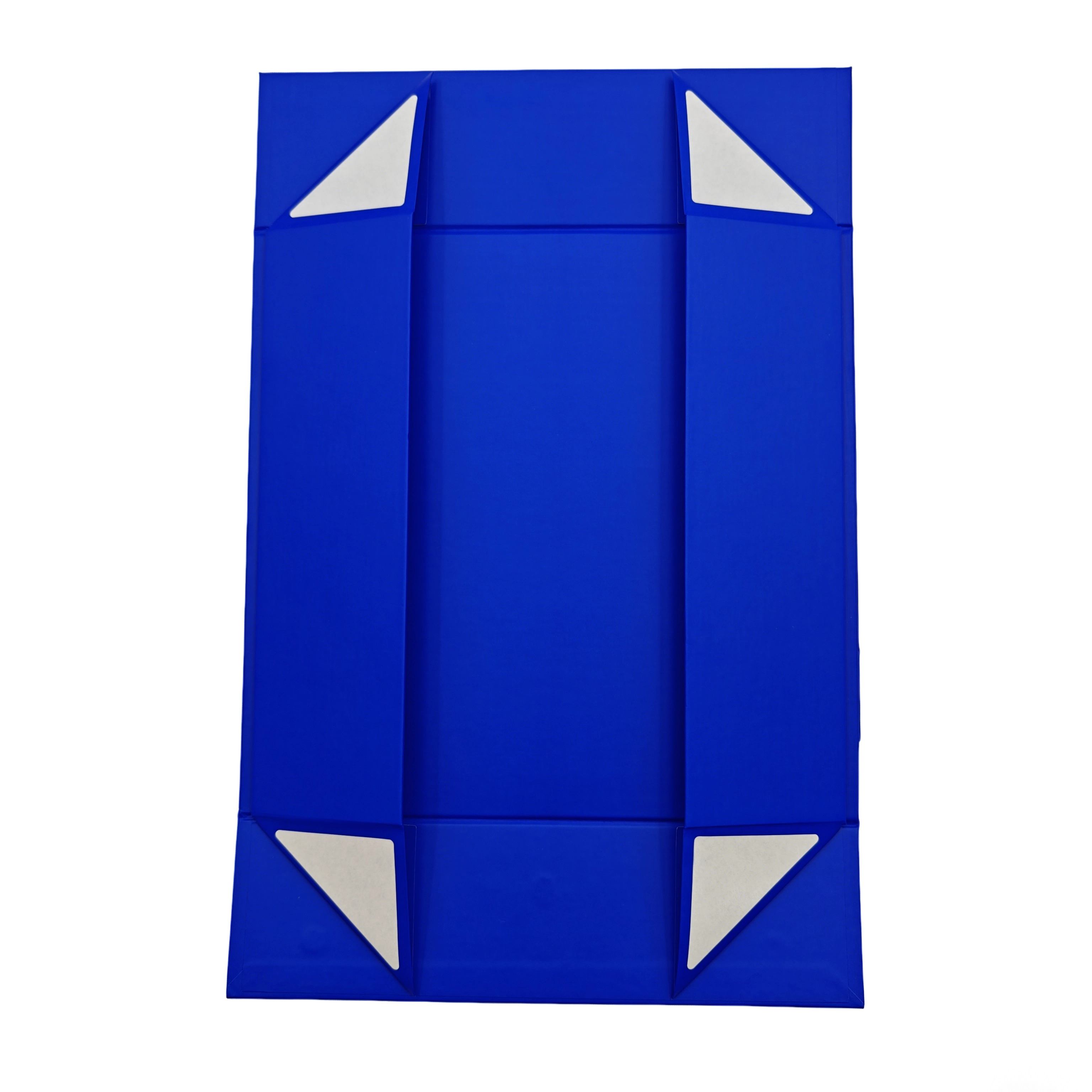 Thumbnail of magnetic folding box with reusable paperboard design